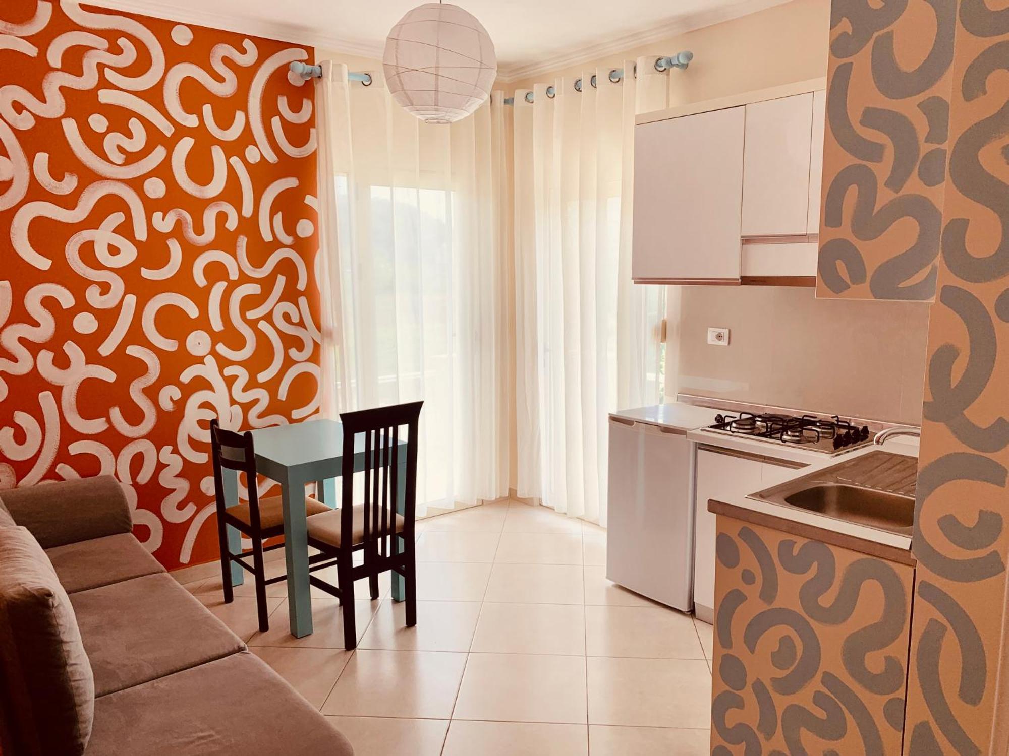 Family Tree - Quiet Area - Self Check In Aparthotel Golem  Luaran gambar